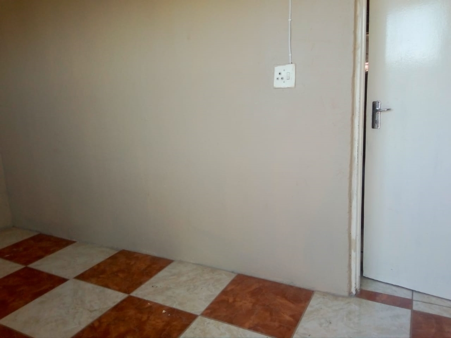 To Let 1 Bedroom Property for Rent in Mabopane North West